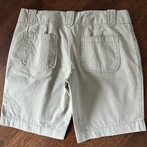 WOMENS OLD NAVY BERMUDA OLIVE GREEN SHORTS SIZE 6